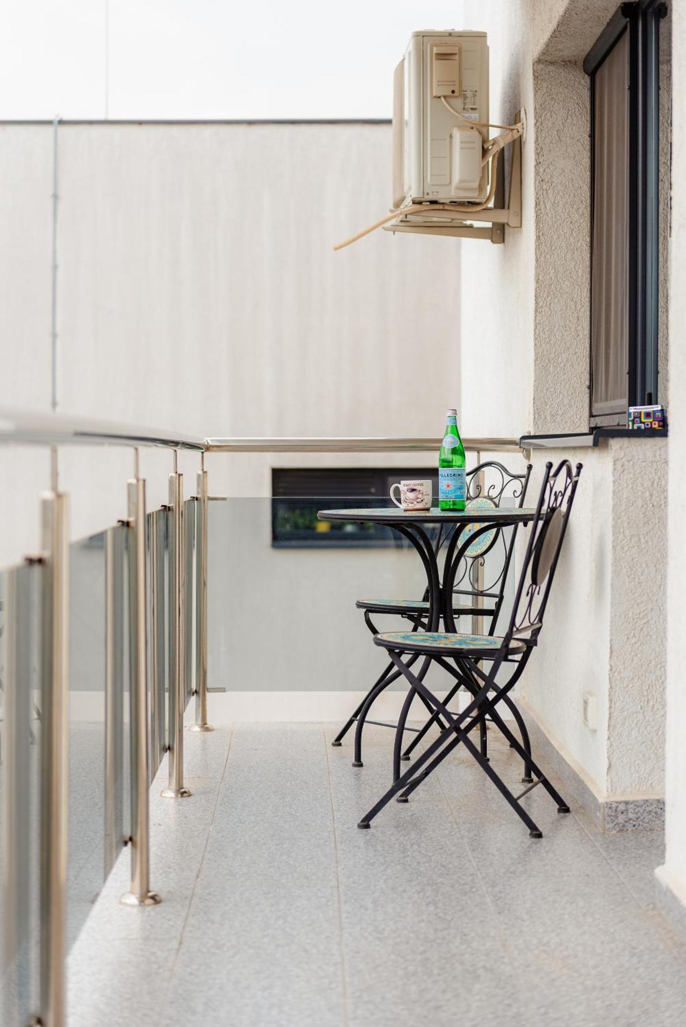 Apartamento The Blue Norwegian House Bucarest Exterior foto